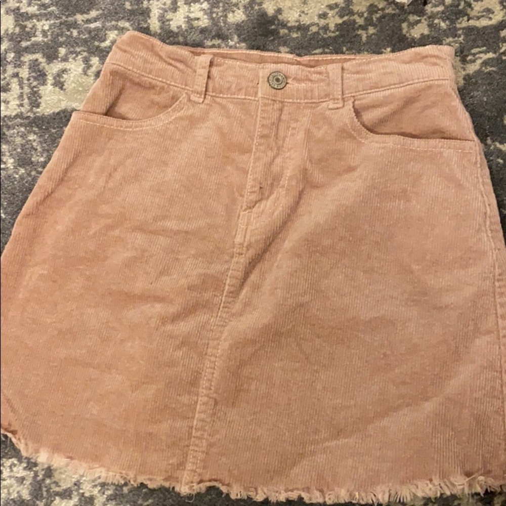 BRANDY MELVILLE SKIRT